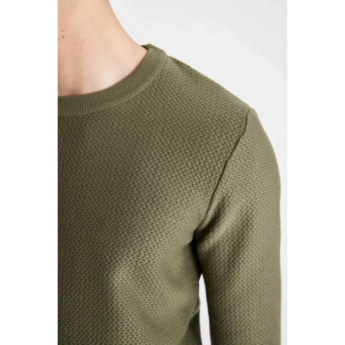 C9618 Standart Fit Normal Kesim Bisiklet Yaka Dokulu Triko Kazak