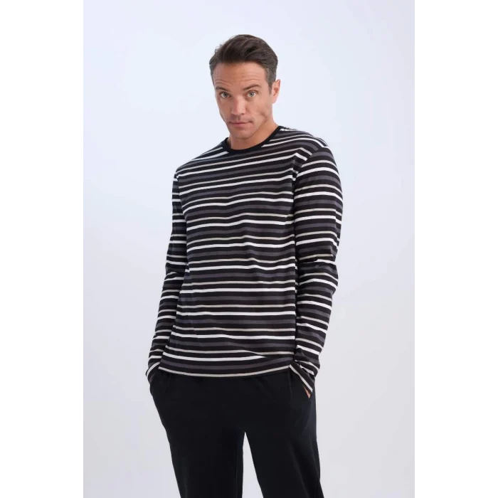 D0942 Regular Fit Bisiklet Yaka Çizgili Uzun Kollu Üst Uzun Alt Pijama Takımı