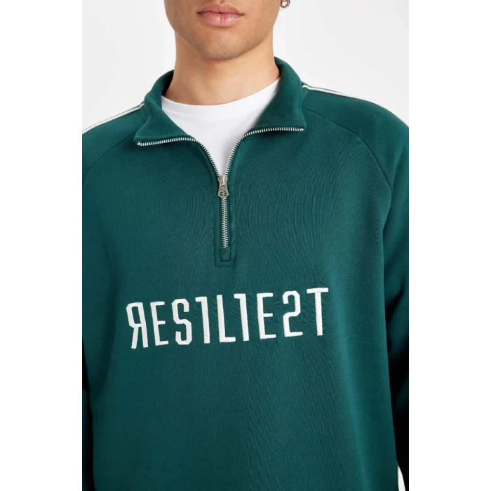 D1782 Boxy Fit Dik Yaka Fermuarlı Baskılı Sweatshirt
