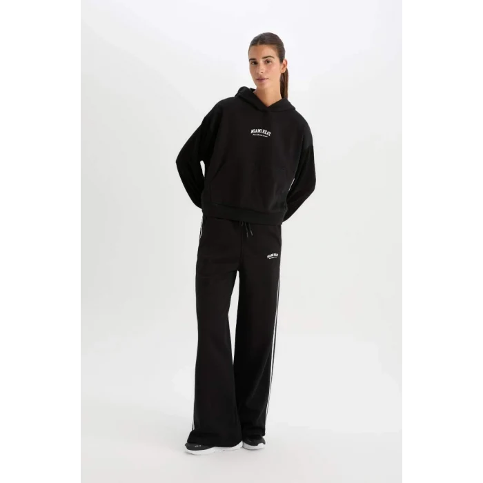 D2360 DeFactoFit Wide Leg Geniş Paça NBA Miami Heat Cepli Standart Boy Kalın Kumaş Eşofman Altı