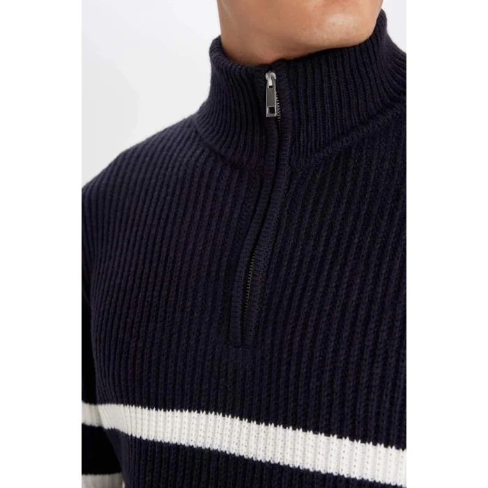 D3274 Standart Fit Dik Yaka Yarım Fermuarlı Çizgili Triko Kazak