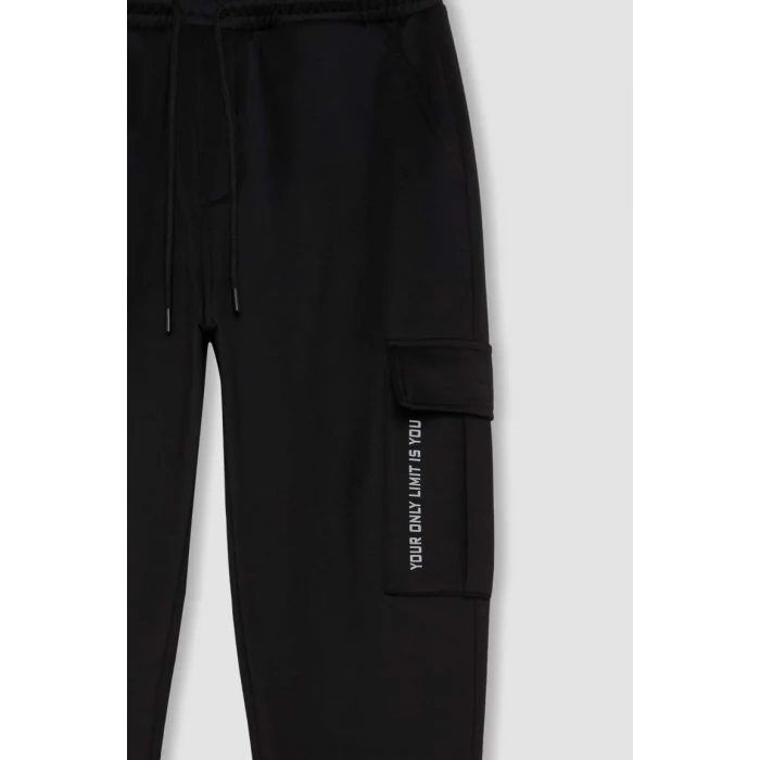 D3741 DeFactoFit Sporcu Jogger Standart Fit Beli Bağcıklı Üç Cepli Eşoftman altı