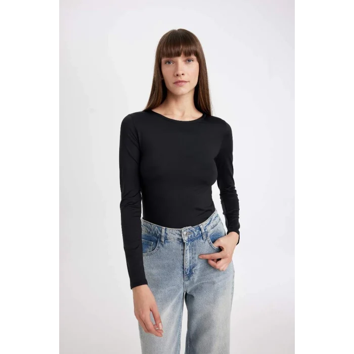 D3756 Siyah Slim Fit Dar Kesim Bisiklet Yaka Basic Düz Uzun Kollu Tişört