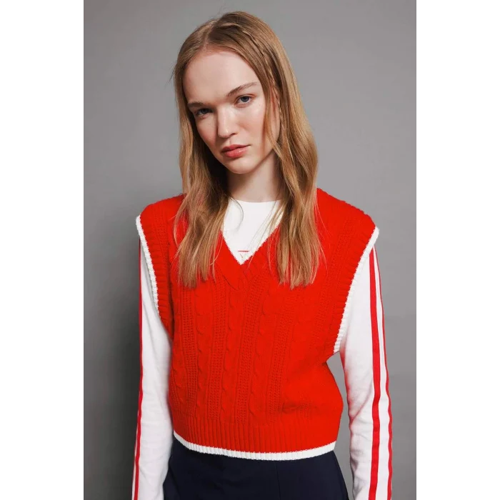 D4680 Coool Slim Fit Dar Kesim Basic Düz V Yaka Kırmızı Triko Süveter