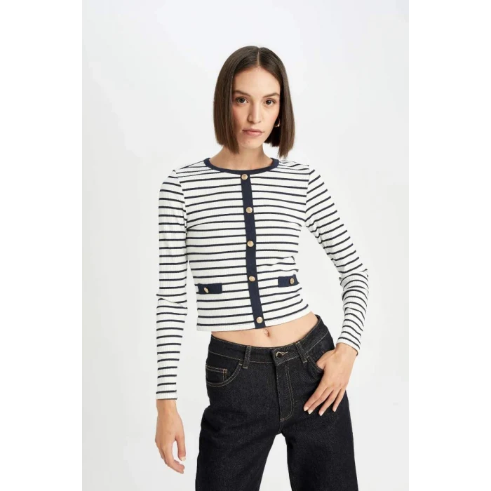 D5115 Slim Fit Dar Kesim Bisiklet Yaka Çizgili Düğmeli Smart Fitilli Kaşkorse Uzun Kollu Tişört