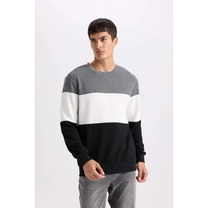 D5393 Regular Fit Bisiklet Yaka Jakarlı Sweatshirt