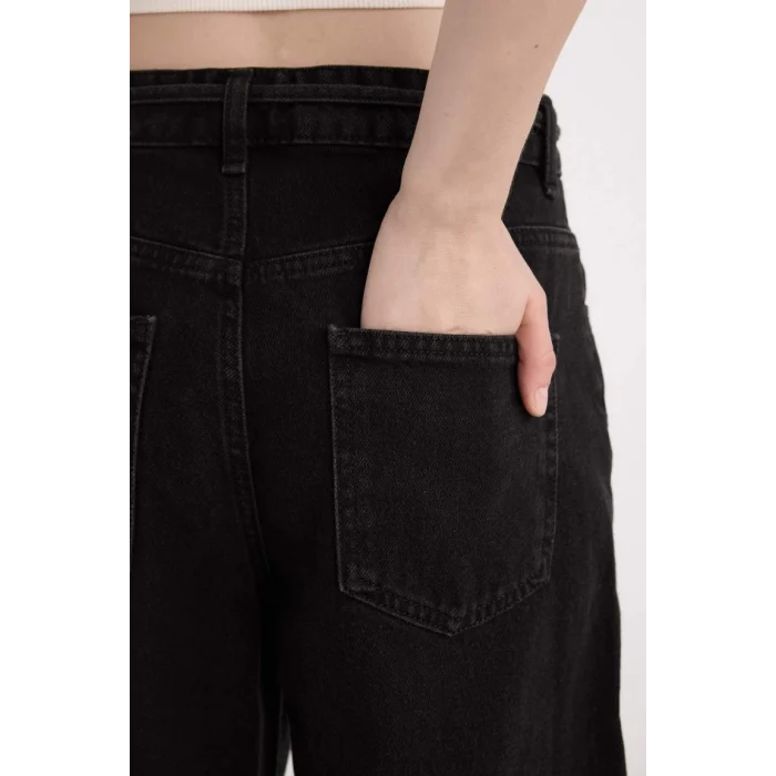D5522 Geniş Paça Bağcıklı Bel Cepli Jean Pantolon