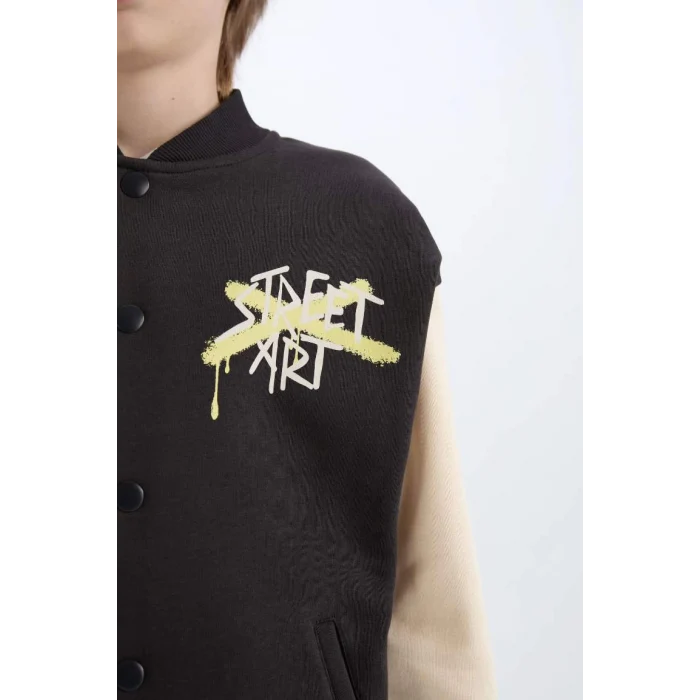 D7214 Kolej Yaka Sırt Baskılı Çıtçıt Kapamalı Bomber Hırka