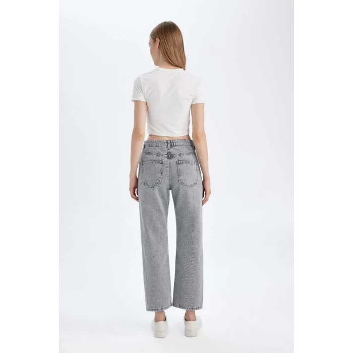 D8104 Straight Fit Yüksek Bel Bilek Boy Jean Yıkamalı Pantolon
