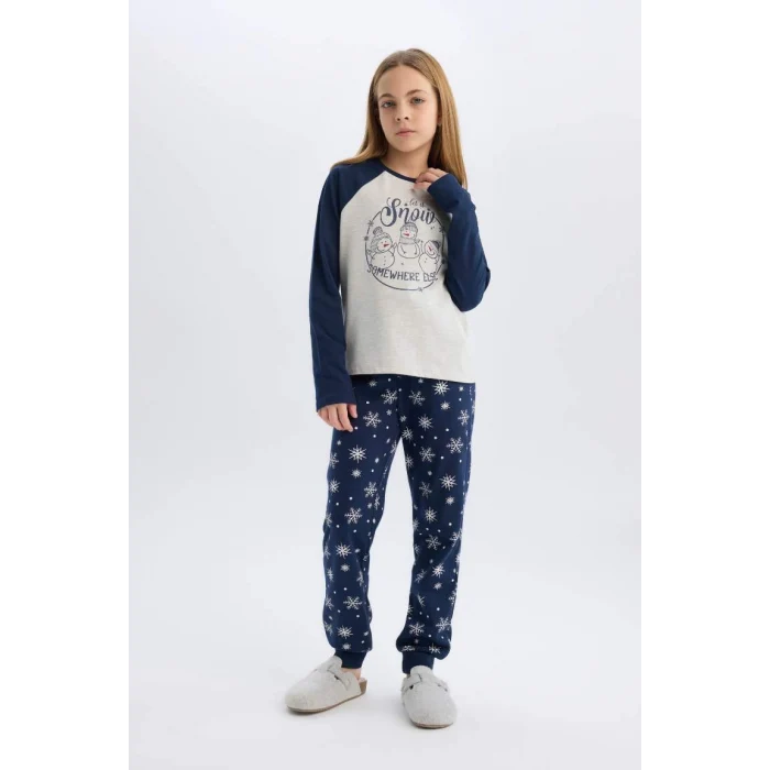 D8797 Kız Çocuk Yılbaşı Temalı Bisiklet Yaka Uzun Kollu Üst Uzun Alt Pijama Takımı