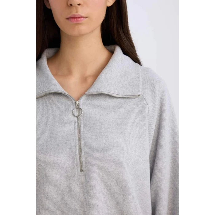 D9009 Yarım Fermuarlı Dik Yaka Basic Sweatshirt