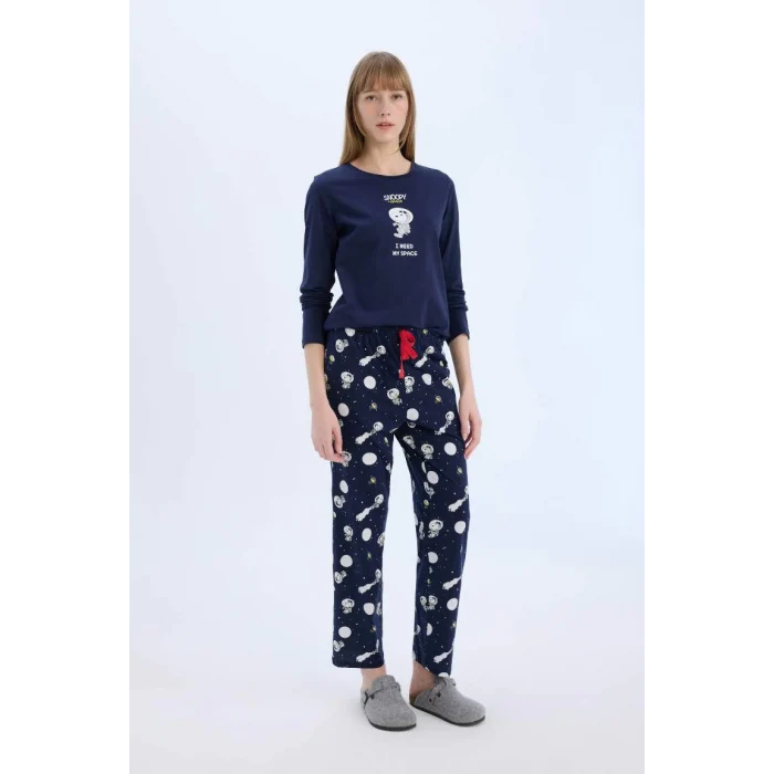 E0228 Snoopy Regular Fit Uzun Kollu Üst Beli Lastikli Uzun Alt Pijama Takımı