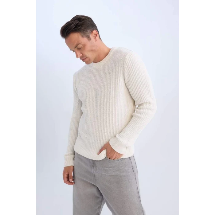 E0811 Standart Fit Bisiklet Yaka Dokulu Triko Kazak