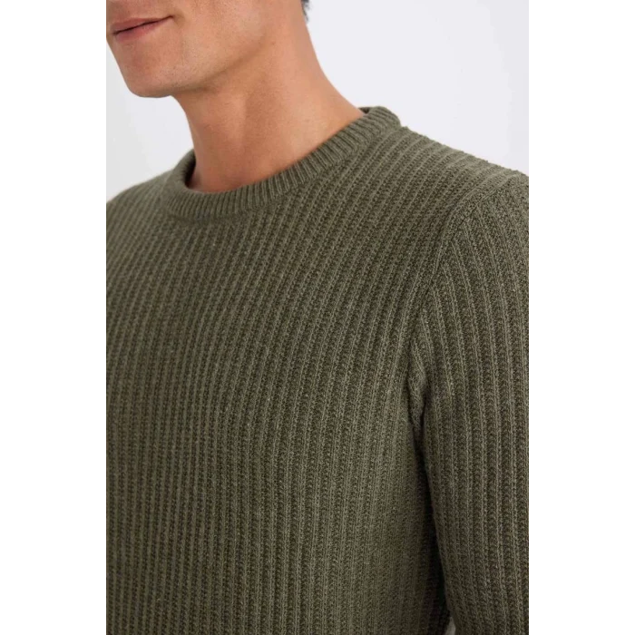 E0811 Standart Fit Bisiklet Yaka Dokulu Triko Kazak