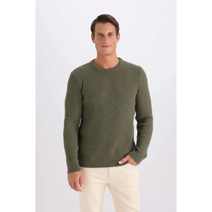 E0811 Standart Fit Bisiklet Yaka Dokulu Triko Kazak