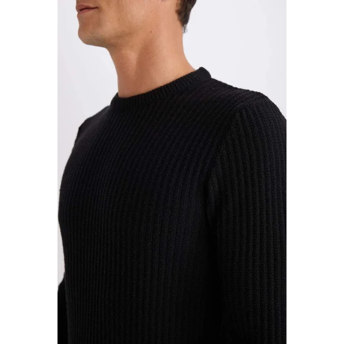 E0811 Standart Fit Bisiklet Yaka Dokulu Triko Kazak