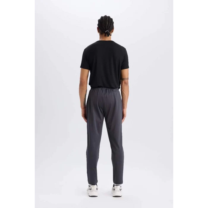 E3930 DeFactoFit Sporcu Jogger Slim Fit Dar Kesim Standart Paça Skuba Dalgıç Kumaş Beli Lastikli Düz Paça Eşofman Altı