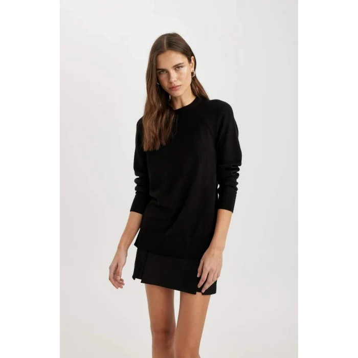 I6913 Yumuşak Dokulu Bisiklet Yaka Reglan Kol Basic Düz Triko Kazak