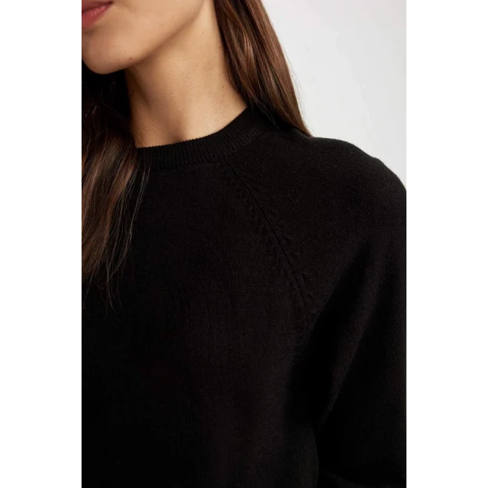 I6913 Yumuşak Dokulu Bisiklet Yaka Reglan Kol Basic Düz Triko Kazak