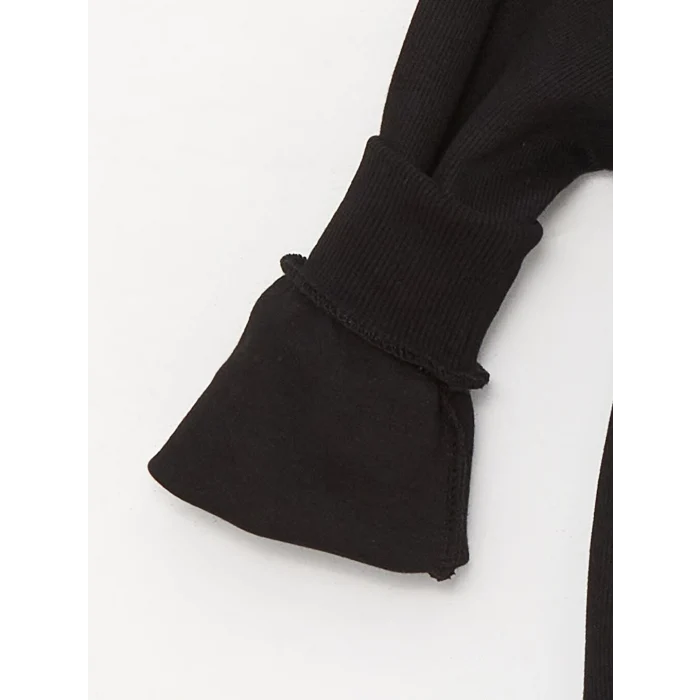 LCW Kids Siyah Rahat Kalıp Bisiklet Yaka Erkek Çocuk Tişört