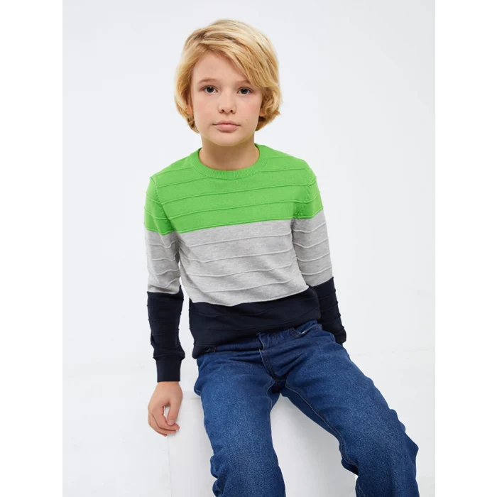 LCW Kids Yeşil Bisiklet Yaka Renk Bloklu Uzun Kollu Erkek Çocuk Triko Kazak