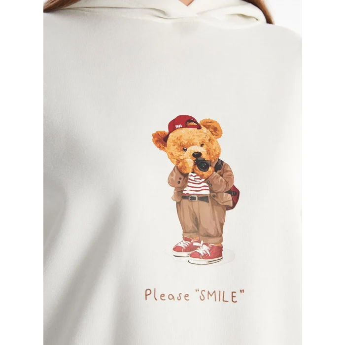 LCW Modest Beyaz Kapüşonlu Ayı Teddy Baskılı Oversize Kadın Kalın Sweatshirt Tunik