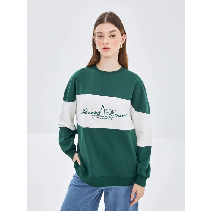 LCW Modest Yeşil Bisiklet Yaka Nakışlı Kadın Sweatshirt Tunik