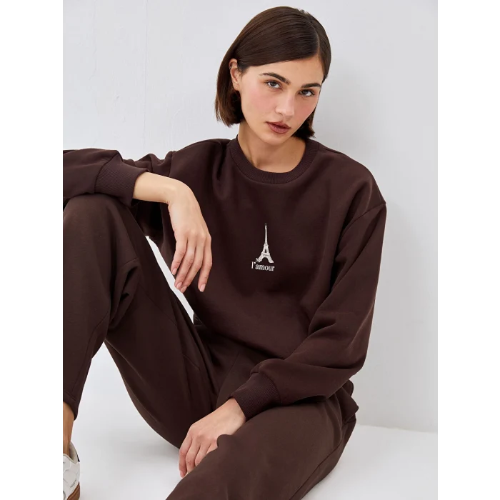 LCW Vision Kahverengi Bisiklet Yaka Nakışlı Oversize Kadın Sweatshirt