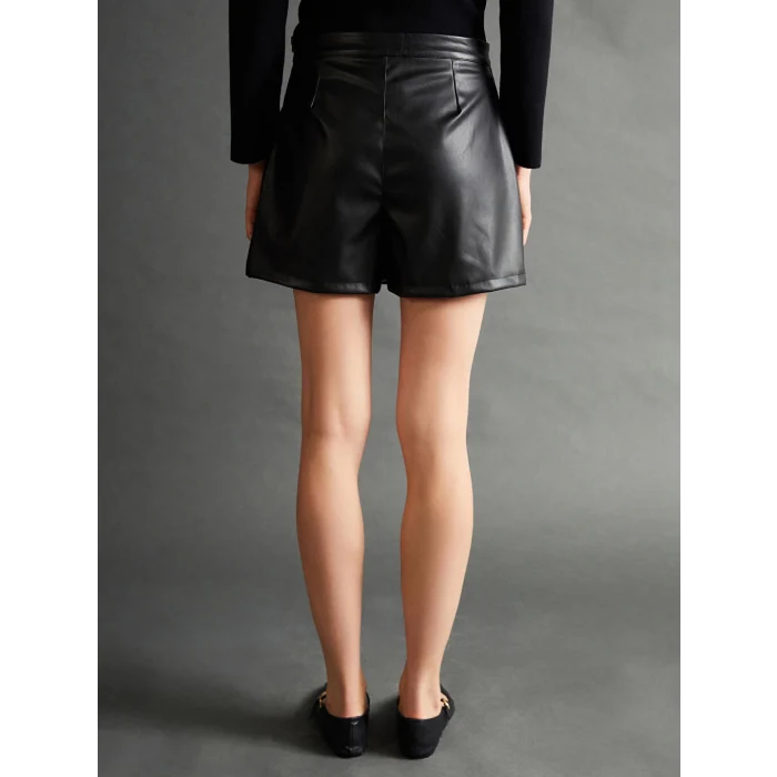 LCW Vision Siyah Beli Fermuarlı Deri Görünümlü Kadın Şort Etek
