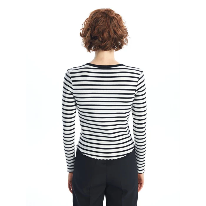 LCW Vision Siyah Bisiklet Yaka Çizgili Kadın Tişört