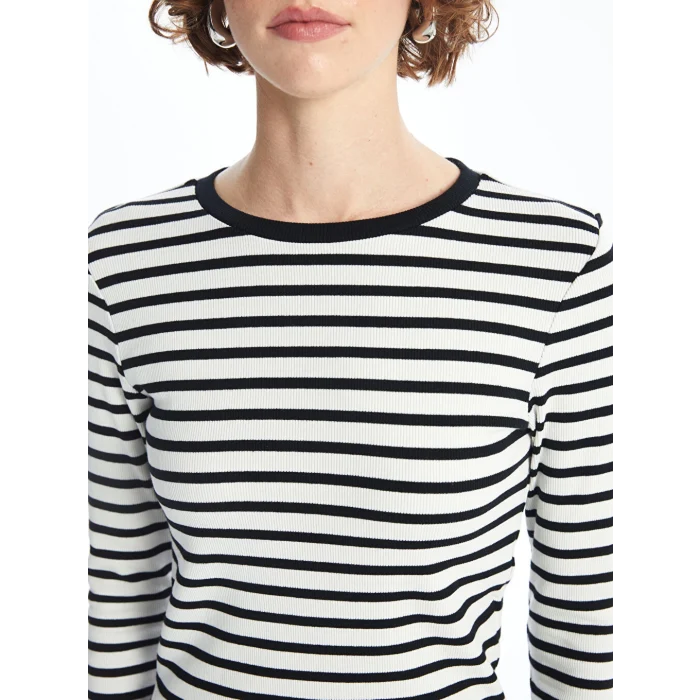 LCW Vision Siyah Bisiklet Yaka Çizgili Kadın Tişört