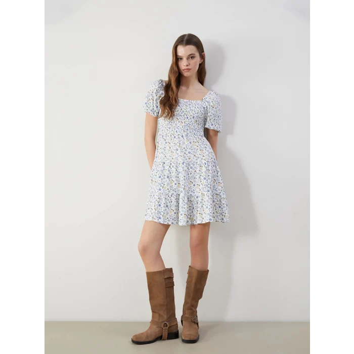 LCWAIKIKI Classic Ekru Kare Yaka Çiçekli Balon Kollu Elbise