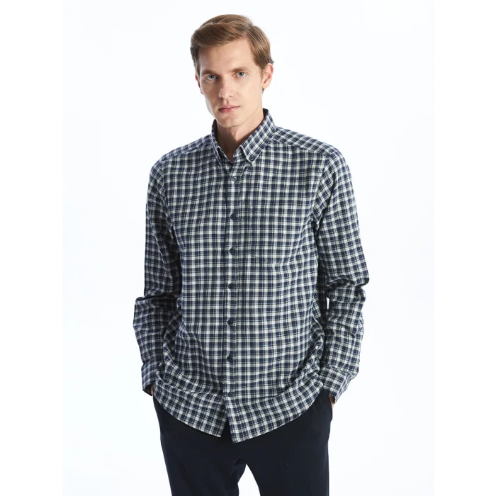 LCWAIKIKI Classic Lacivert Düğmeli Yaka Ekose Regular Fit Erkek Gömlek