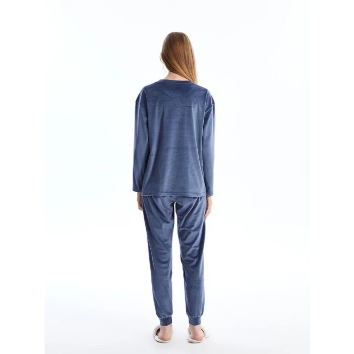 LCW Young Mor H12 Bisiklet Yaka Nakışlı Uzun Kollu Kadife Kadın Pijama Takımı