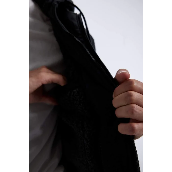 N9693 Kapüşonlu İçi Yumuşak Tüylü Suni Deri Mont