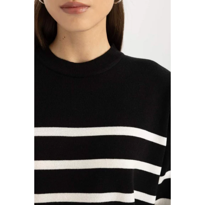 S7517 Relax Fit Yumuşak Dokulu Çizgili Bisiklet Yaka Kazak Tunik