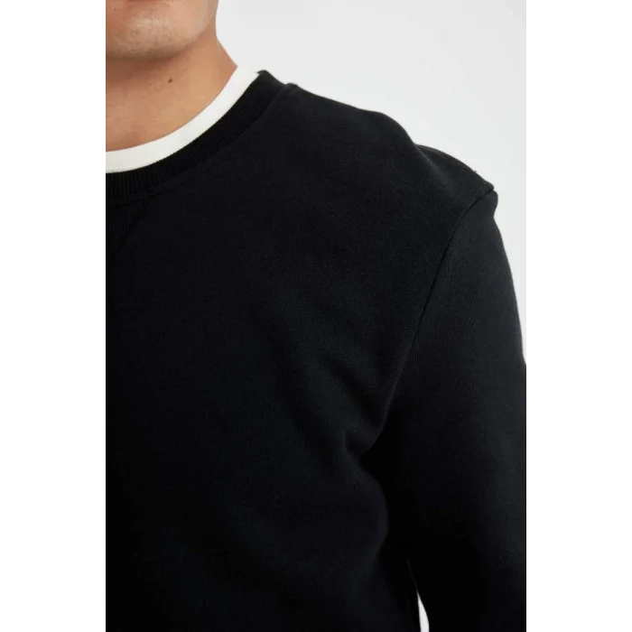 T3777 Siyah Regular Fit Bisiklet Yaka Basic Düz Sweatshirt