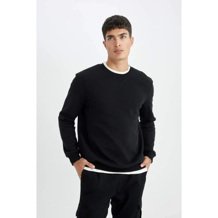 T3777 Siyah Regular Fit Bisiklet Yaka Basic Düz Sweatshirt