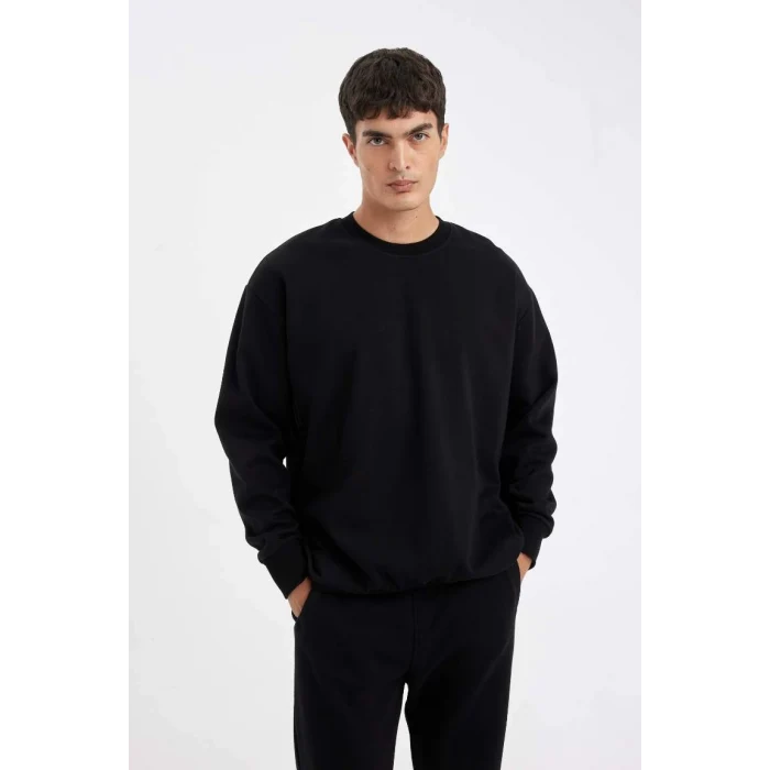 T5139 Siyah Oversize Geniş Kalıp Bisiklet Yaka Kalın Kumaş Basic Düz Sweatshirt
