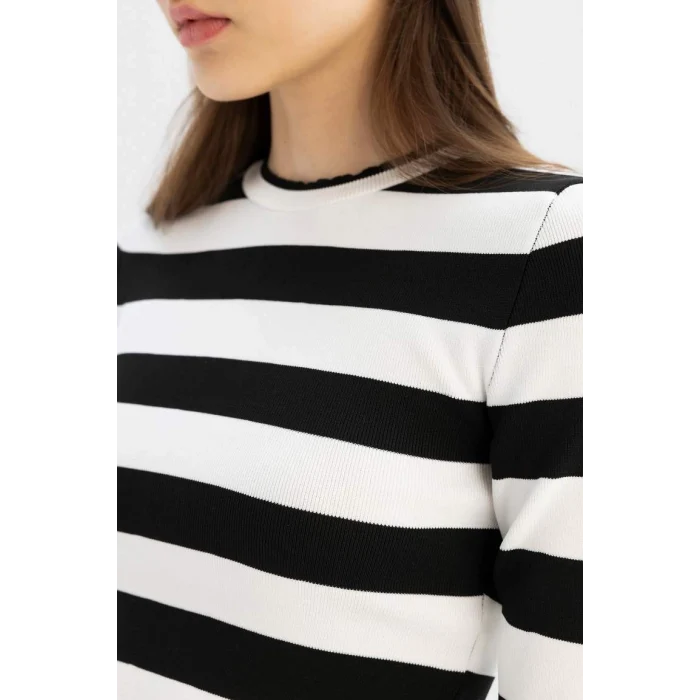 X6888 Coool Slim Fit Dar Kesim Çizgili Bisiklet Yaka Triko Kazak