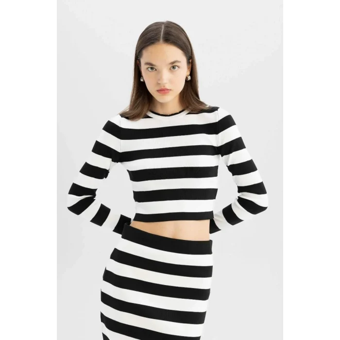 X6888 Coool Slim Fit Dar Kesim Çizgili Bisiklet Yaka Triko Kazak