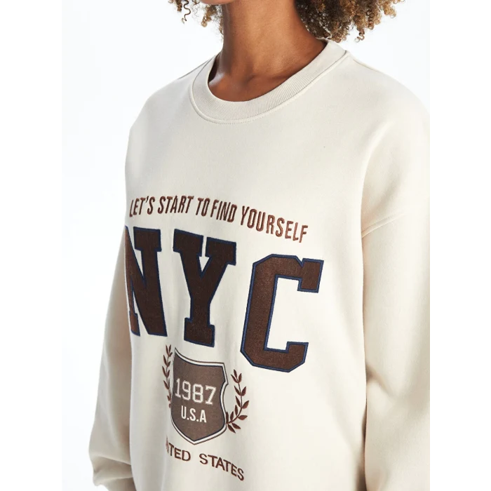 XSIDE Bej Bisiklet Yaka Nakışlı Oversize Kadın Sweatshirt