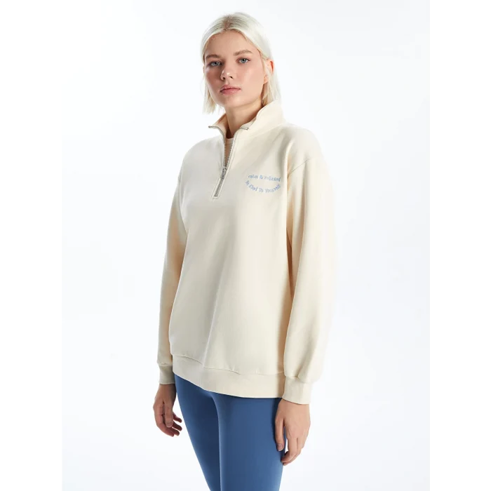 XSIDE Bej Dik Yaka Nakışlı Oversize Kadın Kalın Sweatshirt