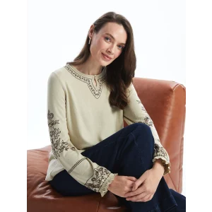 LCW Grace BEJ Bisiklet Yaka Nakışlı Kadın Bluz