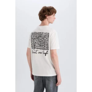 Defacto D5474 Ekru Van Gogh Regular Fit Bisiklet Yaka Sırt Baskılı Kısa Kollu Tişört