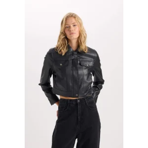 Defacto D5774 Siyah Su İtici Suni Deri Mont Polo Yaka Cepli Fermuarlı Çıtçıtlı