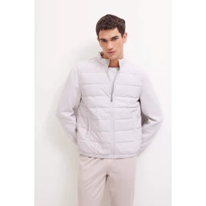 Defacto D7532 Gri Slim Fit Dar Kesim Dik Yaka Lastikli ve Fermuarlı Su Geçirmez Mont