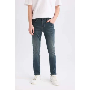 Defacto C5682 Yeşil Pedro Slim Fit Dar Kalıp Normal Bel Dar Paça Jean Pantolon
