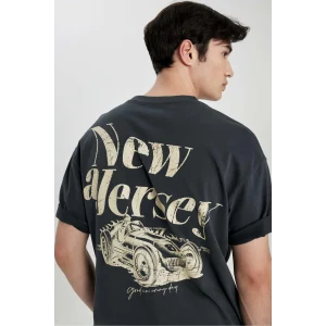 Defacto B4650 Antrasit Comfort Regular Fit Rahat Kalıp Bisiklet Yaka Sırt Baskılı Kısa Kollu Tişört