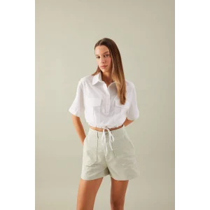 Defacto C6812 Beyaz Crop Gömlek Yaka Keten Karışımlı Kısa Kollu Bluz